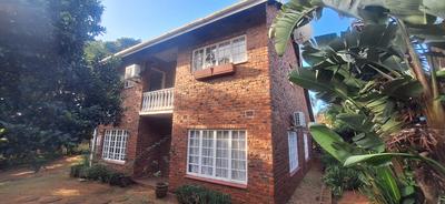 House For Sale in umhlanga, Durban