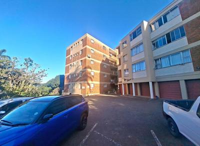 Apartment / Flat For Rent in Glenwood, Durban